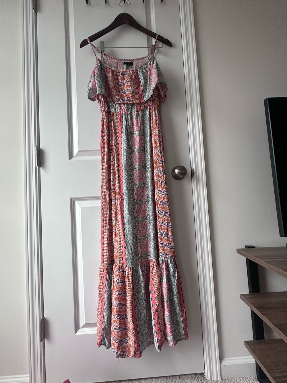 Boho Coral & Cream Woman’s Maxi Dress - Picture 4 of 4